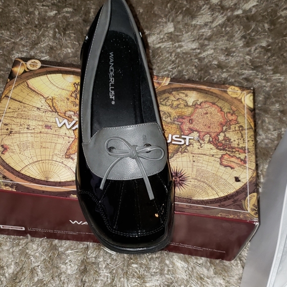 NEW PATENT LEATHER AND LEATHER SHOES - Picture 5 of 6